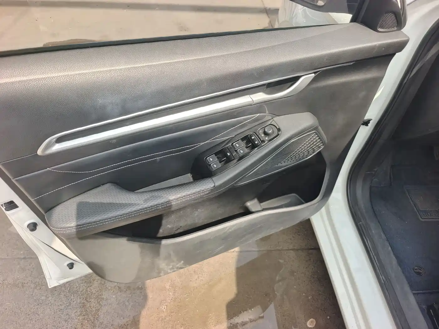 GEELY AUTOMOBILE EMGRAND