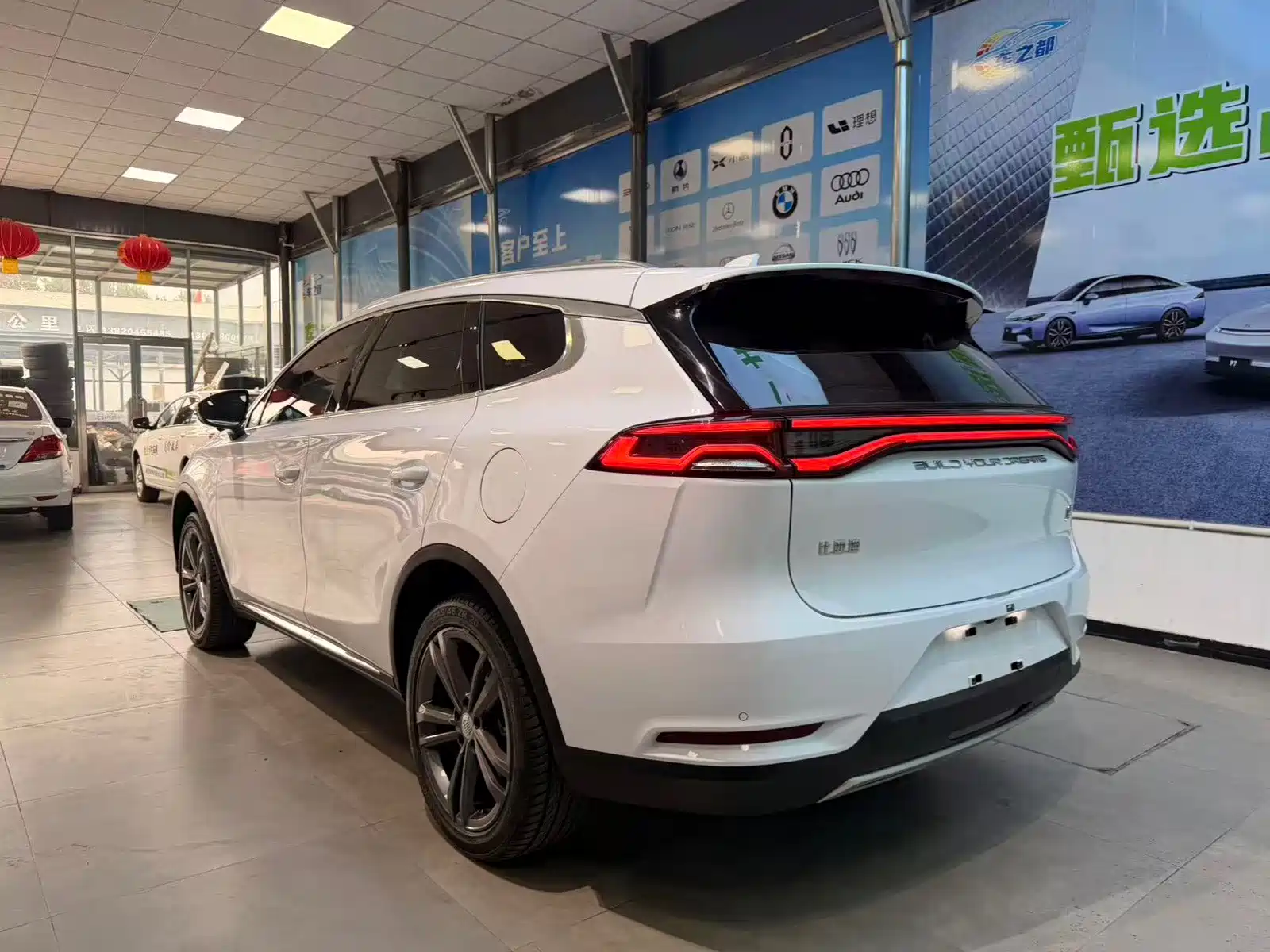 Фото 7 - BYD Tang