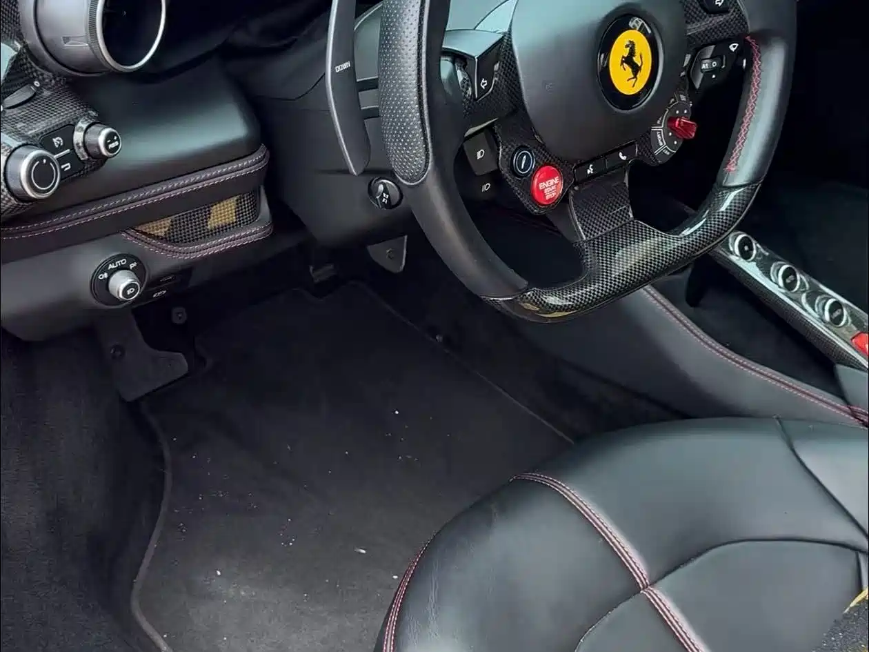 Ferrari F8 2021 2019 Tributo 3.9T V8