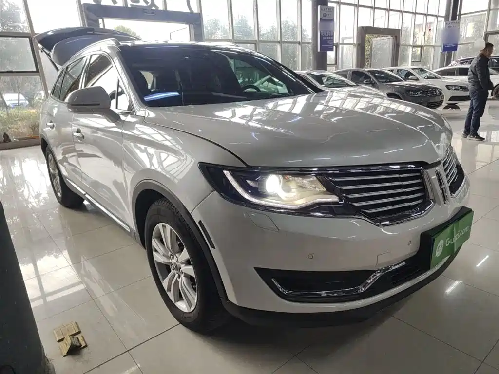 Фото 4 - Lincoln MKX