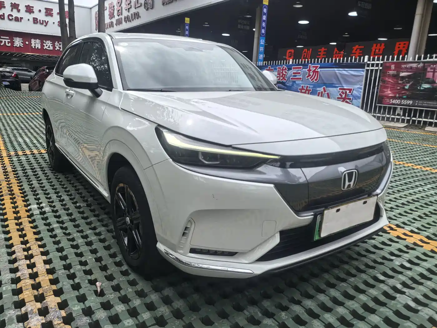 2024 Honda e:NP1