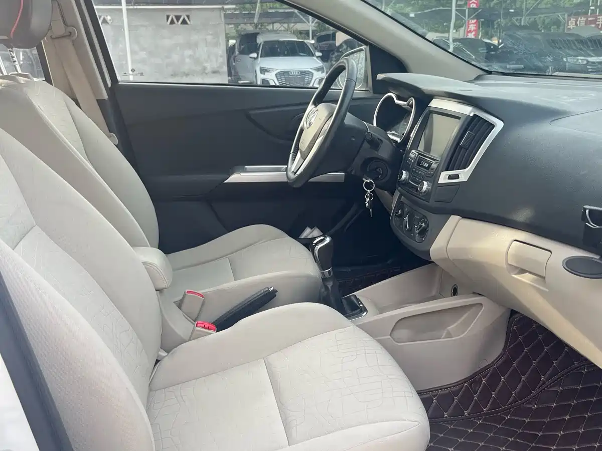 Dongfeng Aeolus A30 2015 2014 1.5L Manual Smart Drive Intelligent Style