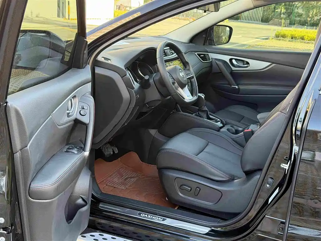 Фото 7 - Nissan Qashqai