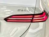 Photo 18 - BMW 5 Series