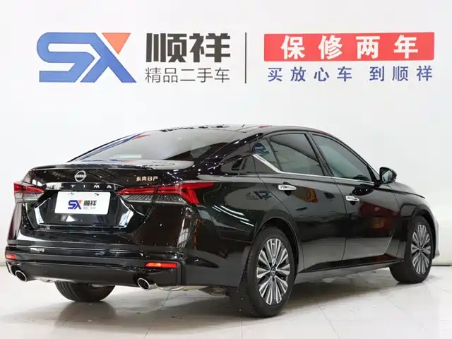 Nissan Teana 2024 2.0L SV Black Gold Edition — фото 4