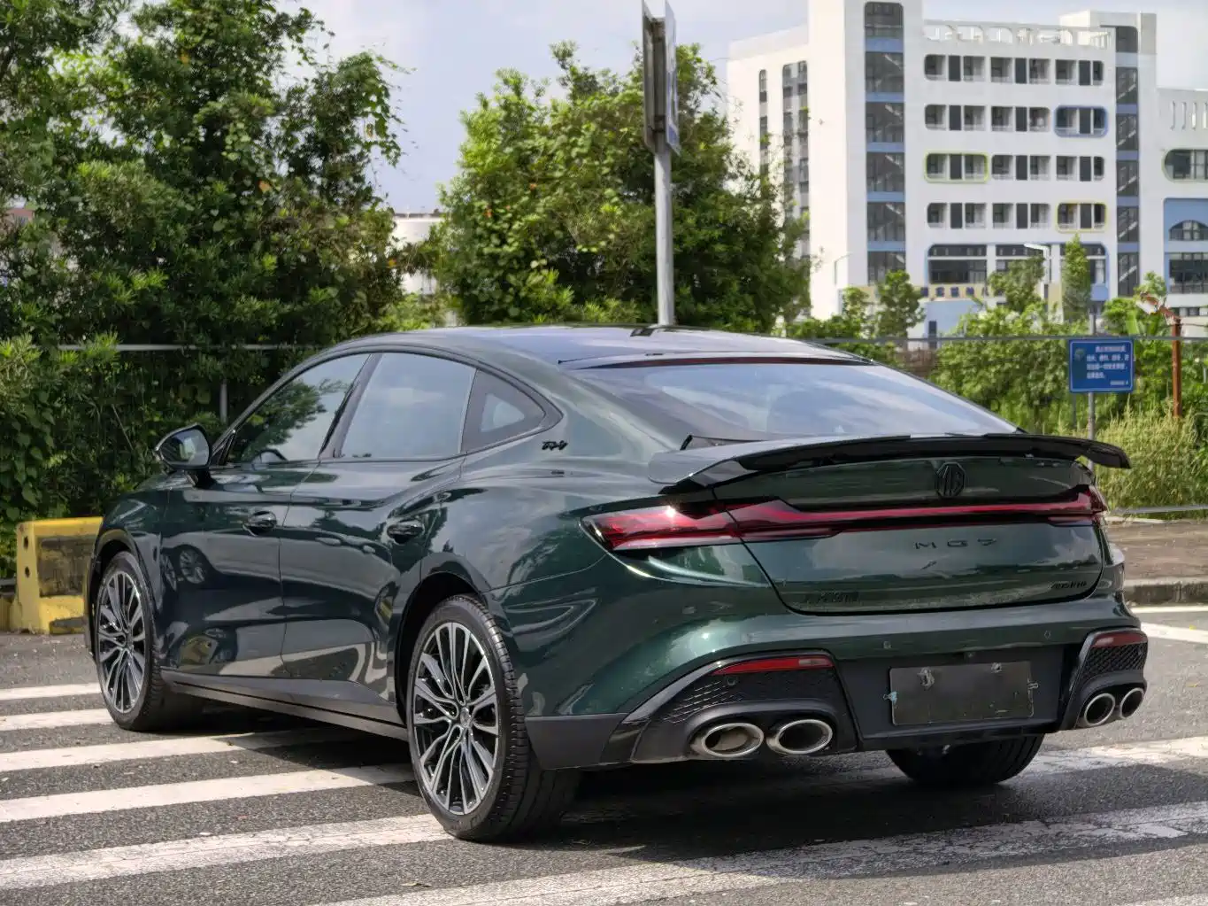 Фото 6 - MG MG7