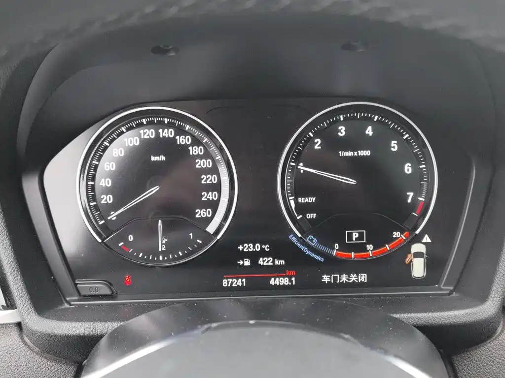 Фото 12 - BMW X1