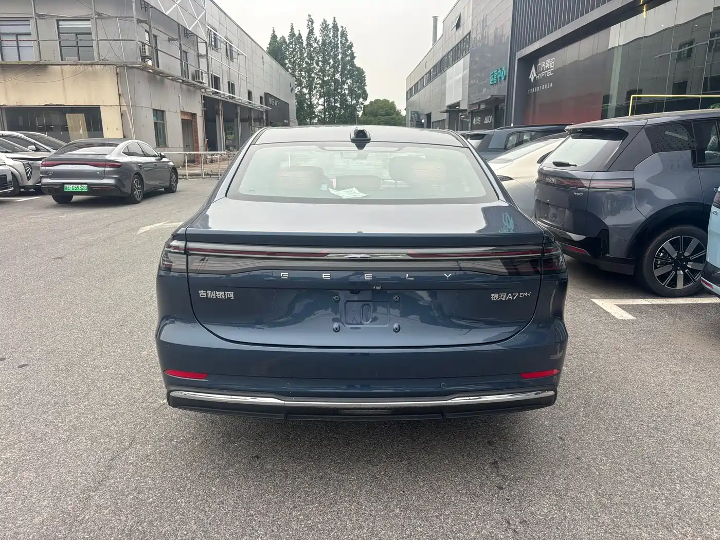 Geely Galaxy Galaxy A7 2025 EM-i фото 8