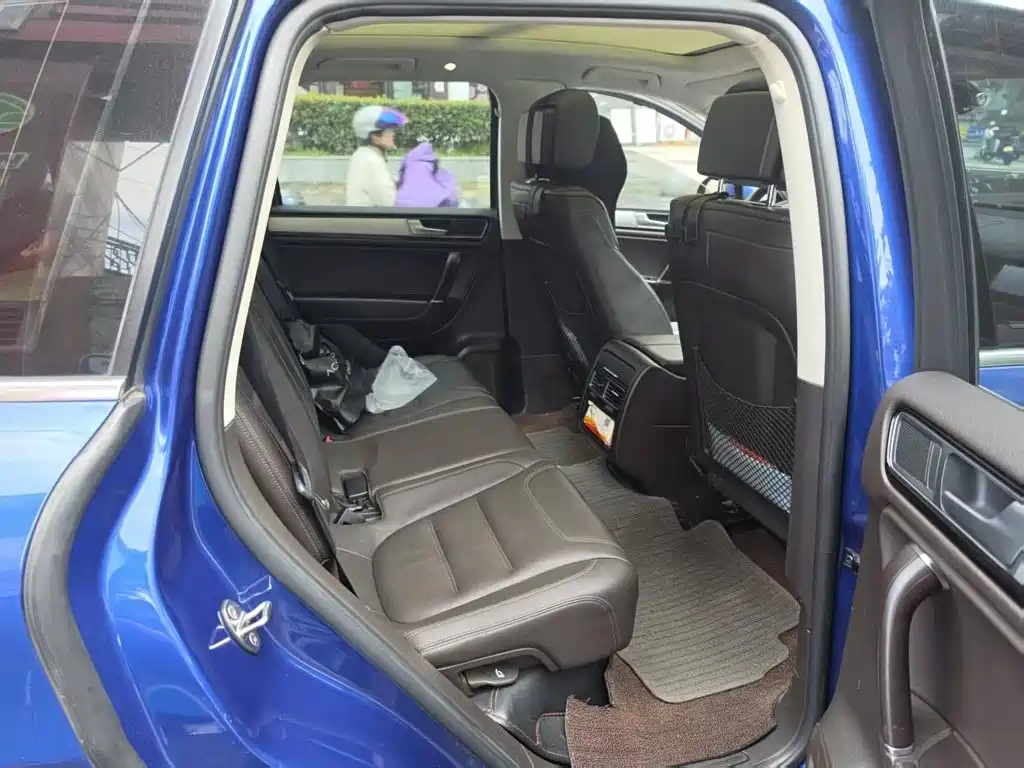 Volkswagen Touareg 2016 2016 3.0TSI Standard