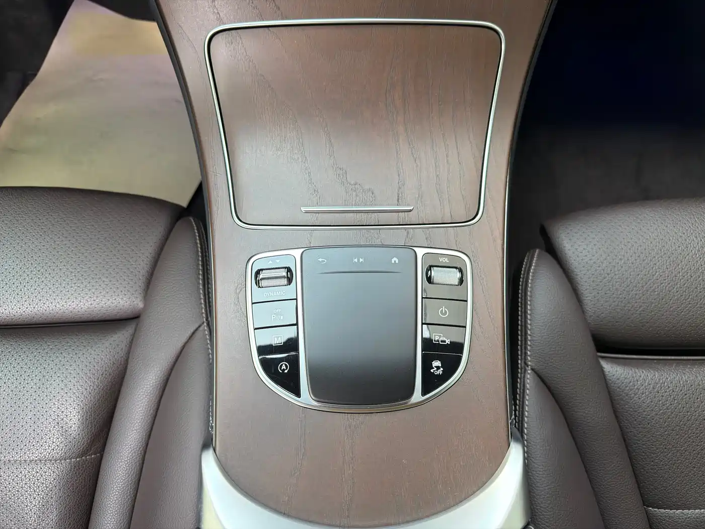 Mercedes-Benz GLC 2020 Facelift GLC 300 L 4MATIC Dynamic фото 18