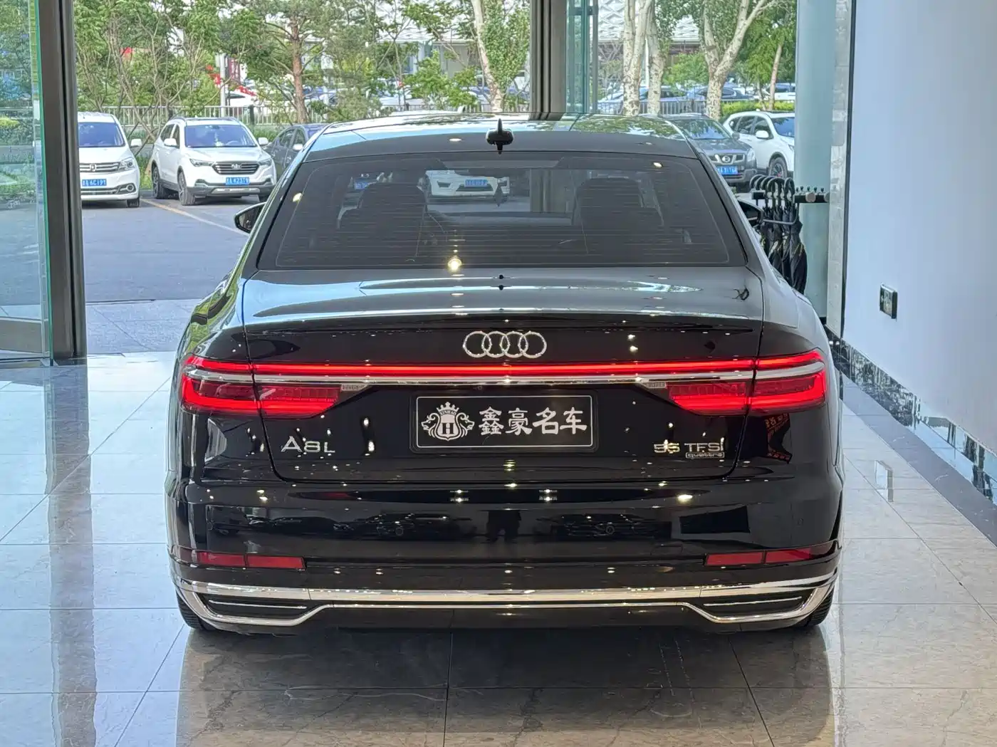 Audi A8 2018 A8L 55 TFSI quattro Launch Premium фото 24