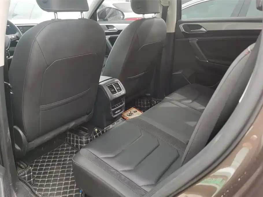 Volkswagen Tayron 2020 330TSI 2WD Luxury Smart Edition фото 11