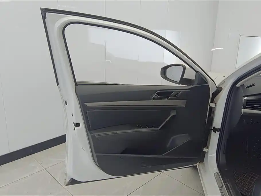 Volkswagen Lavida 2021 280TSI DSG Comfort Edition фото 7