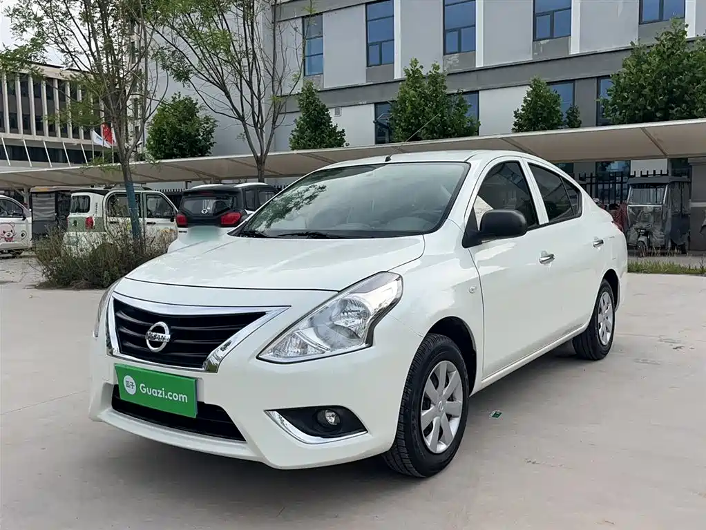 Nissan Sunny 2017 2016 1.5XE CVT Leading Edition