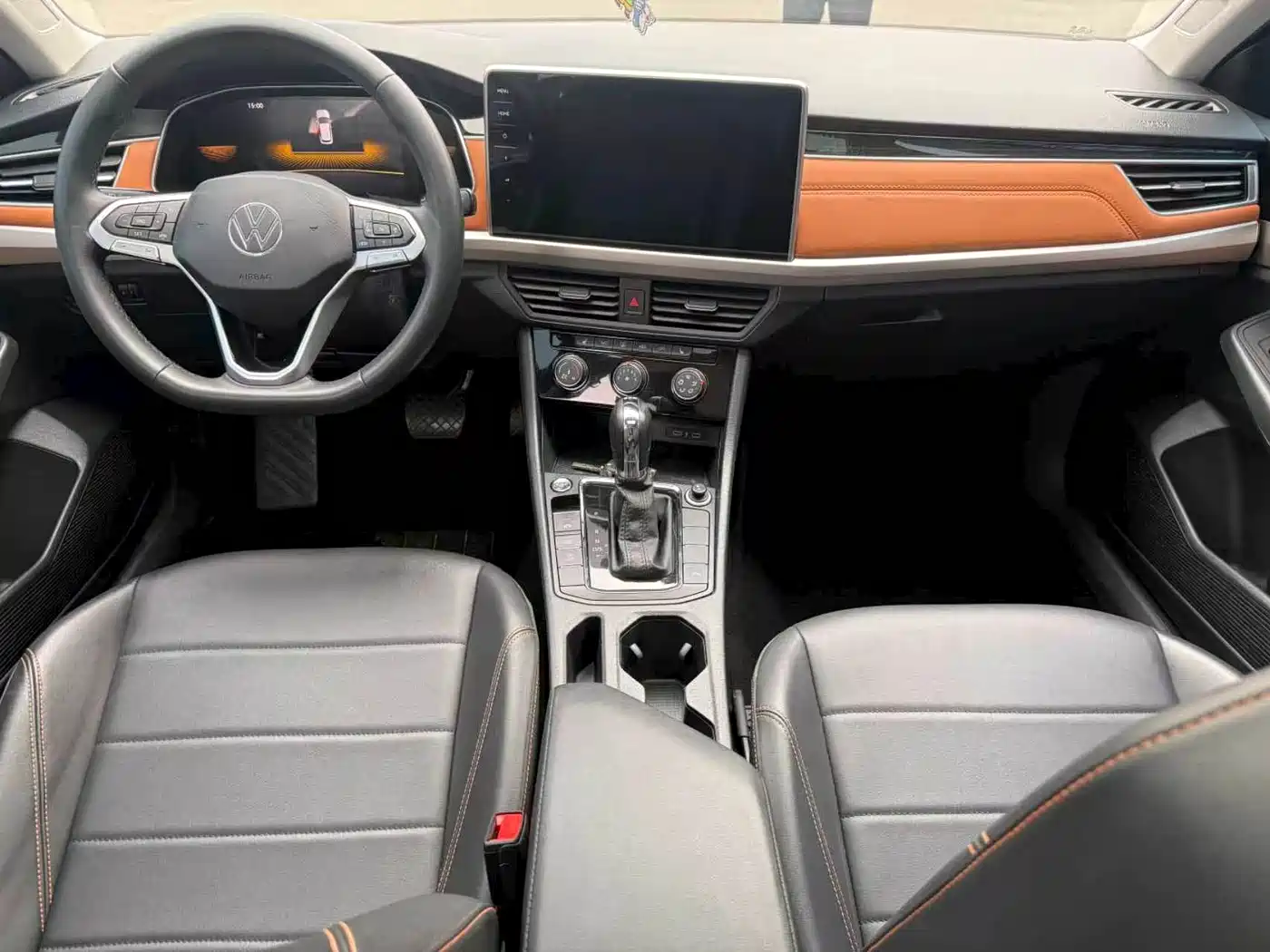 Volkswagen Bora 2024 200TSI DSG Joy Ride Edition фото 4