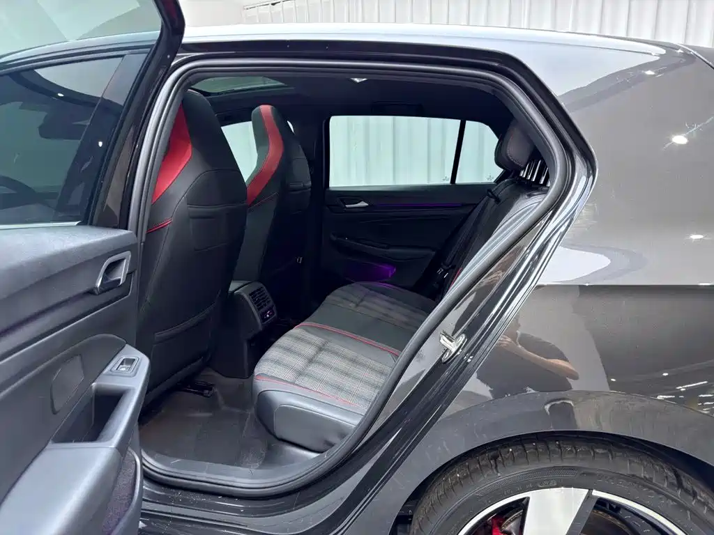 Volkswagen Golf GTI 2024 2023 380TSI DSG GTI