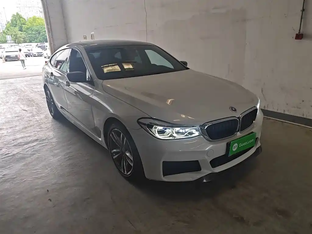 BMW 6 Series GT 2018 630i M Sport Package фото 4