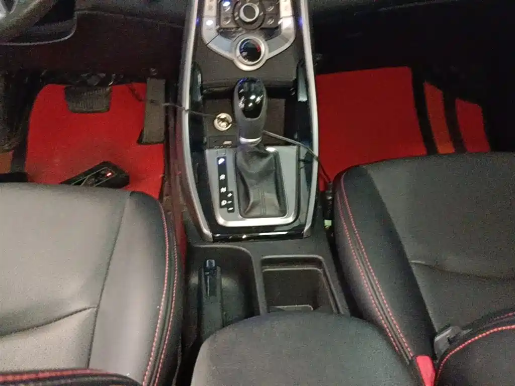 Hyundai Langdong 2016 1.6L Automatic Premium Edition фото 13