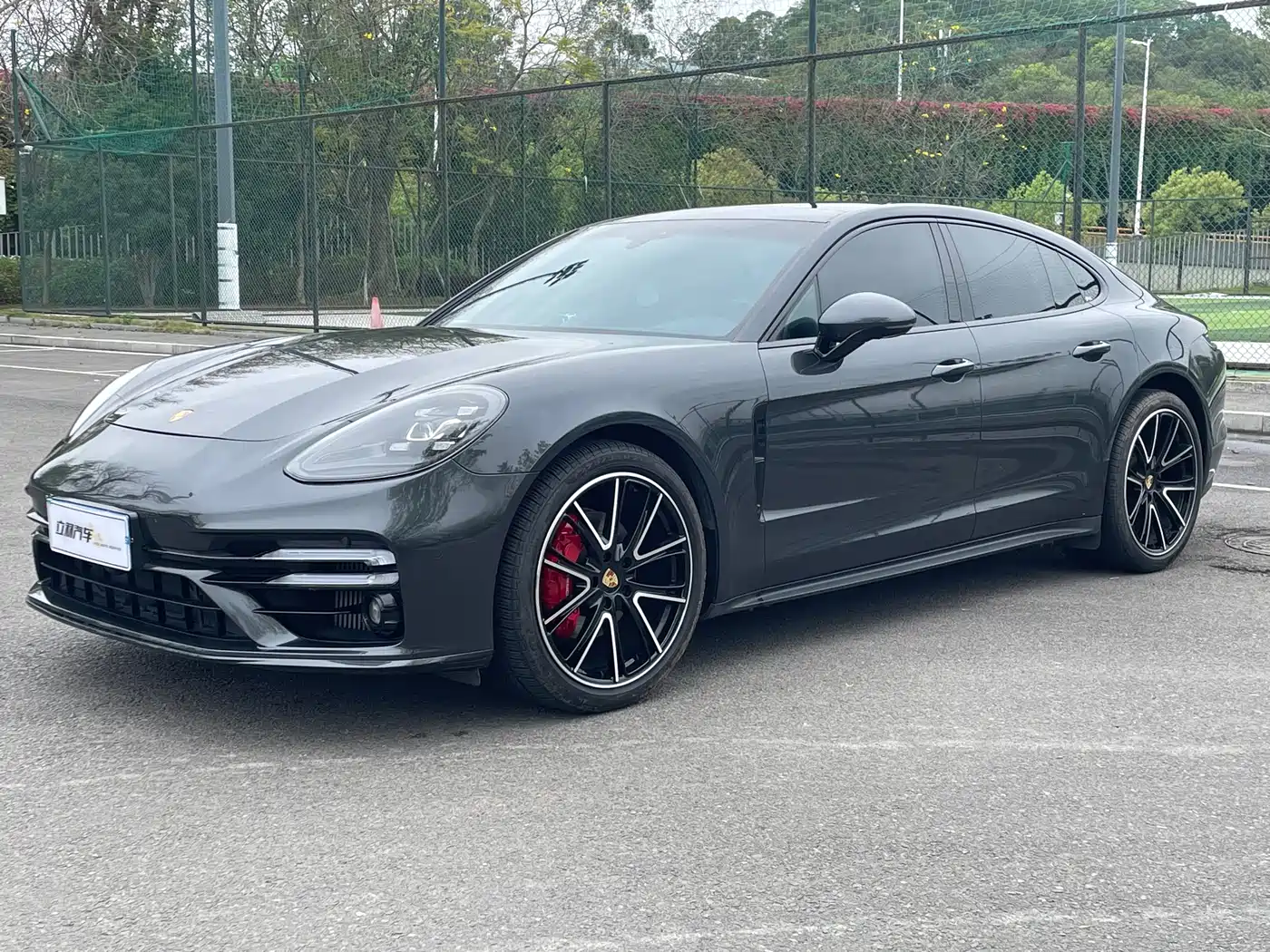 PORSCHE PANAMERA