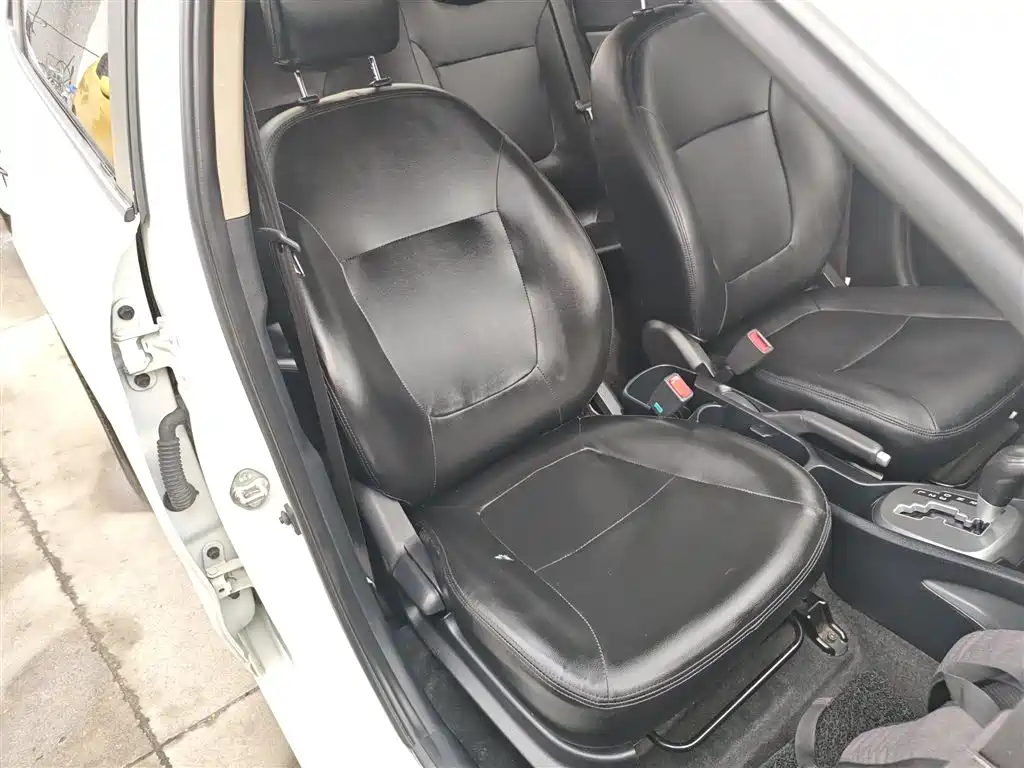 Kia K2 2015 Sedan 1.4L AT GLS фото 20
