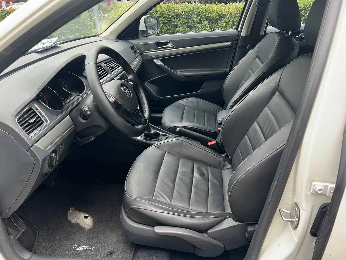 Volkswagen Lavida 2017 230TSI DSG Comfort Edition фото 9