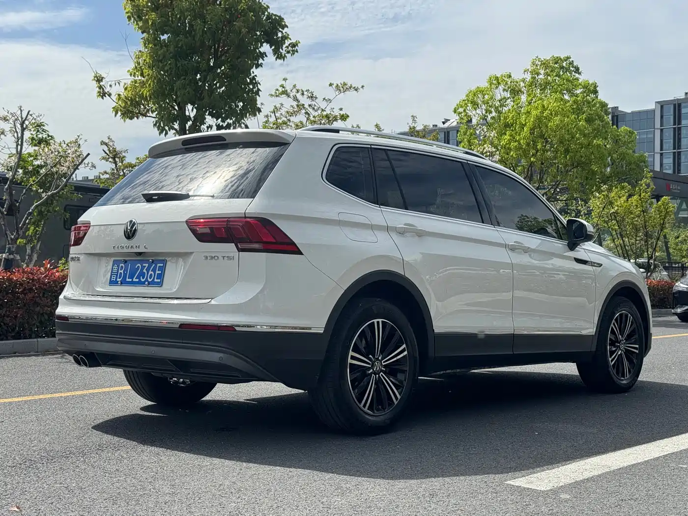 Volkswagen Tiguan L 2021 330TSI Automatic 2WD Smart фото 5