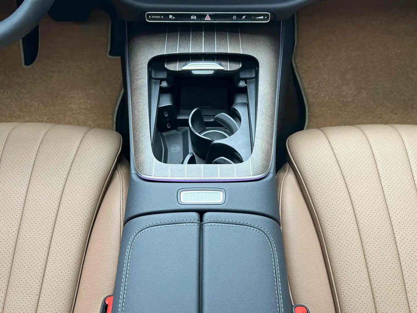 Mercedes-Benz E-Class 2024 Model E 300 L Luxury фото 6