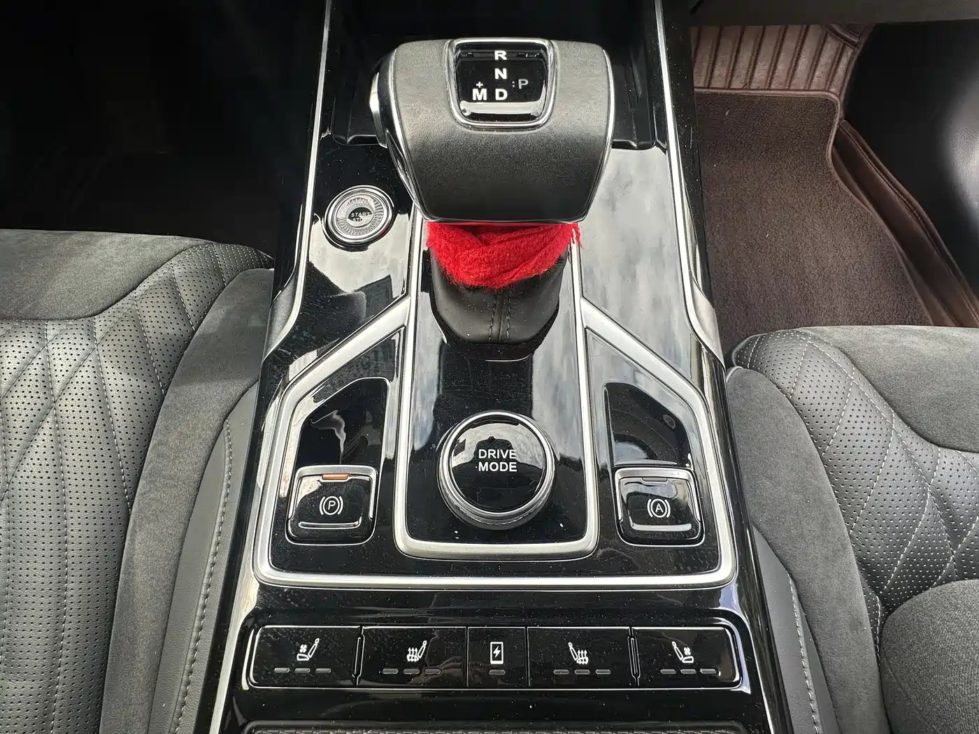 Hongqi HS5 2022 2.0T Smart Connect Flagship AWD Edition фото 10