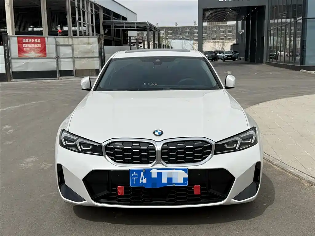 BMW 3-SERIES