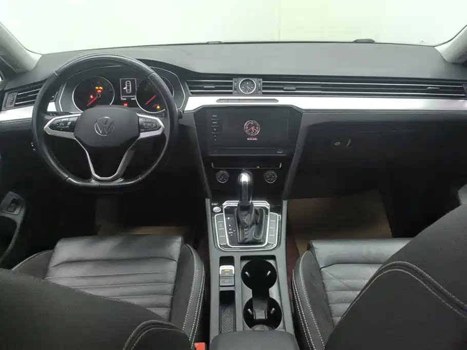 Volkswagen Magotan 2020 280TSI DSG Comfort фото 12
