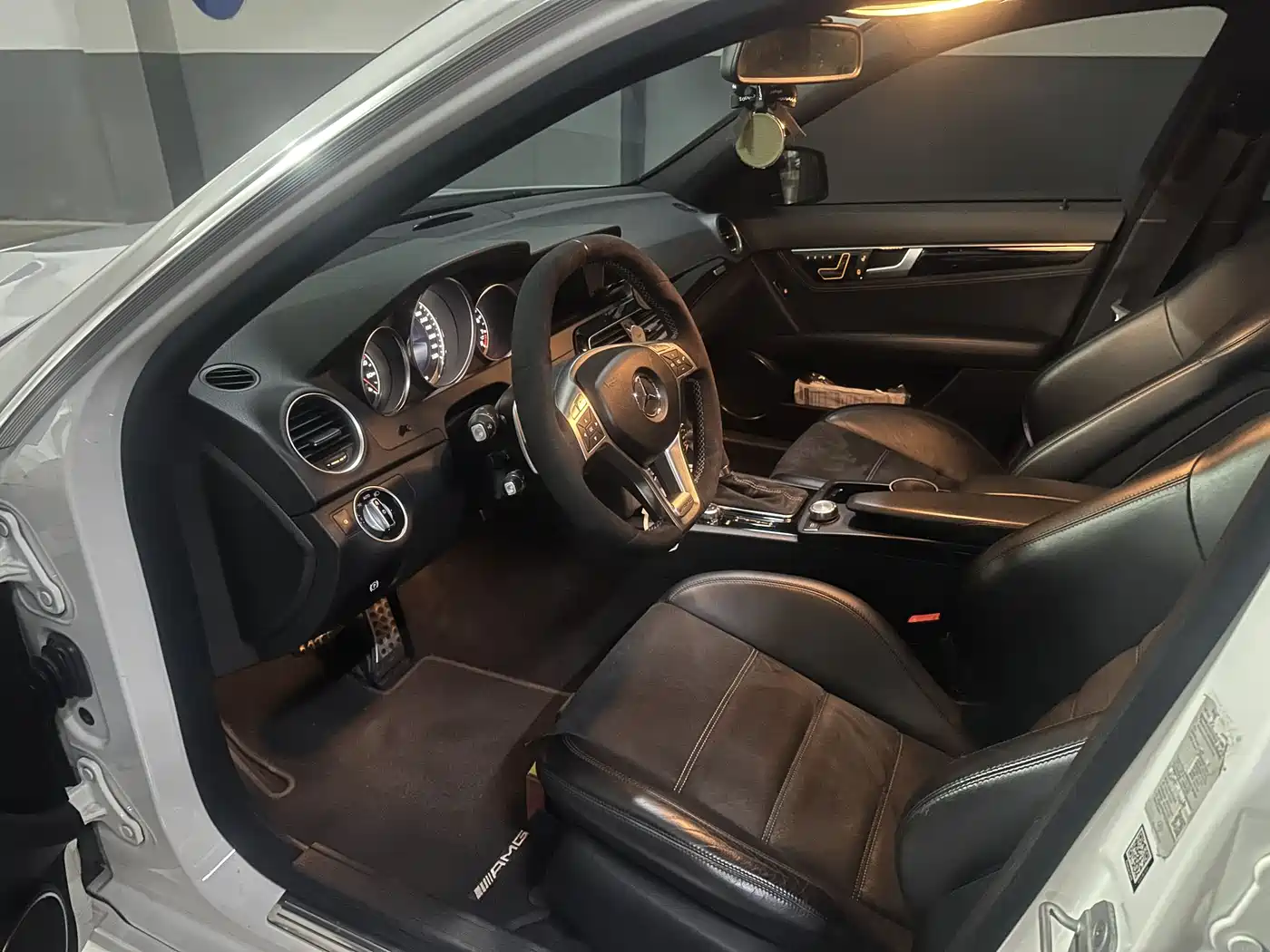 Mercedes-Benz C-Class AMG 2014 AMG C 63 Edition 507 фото 6