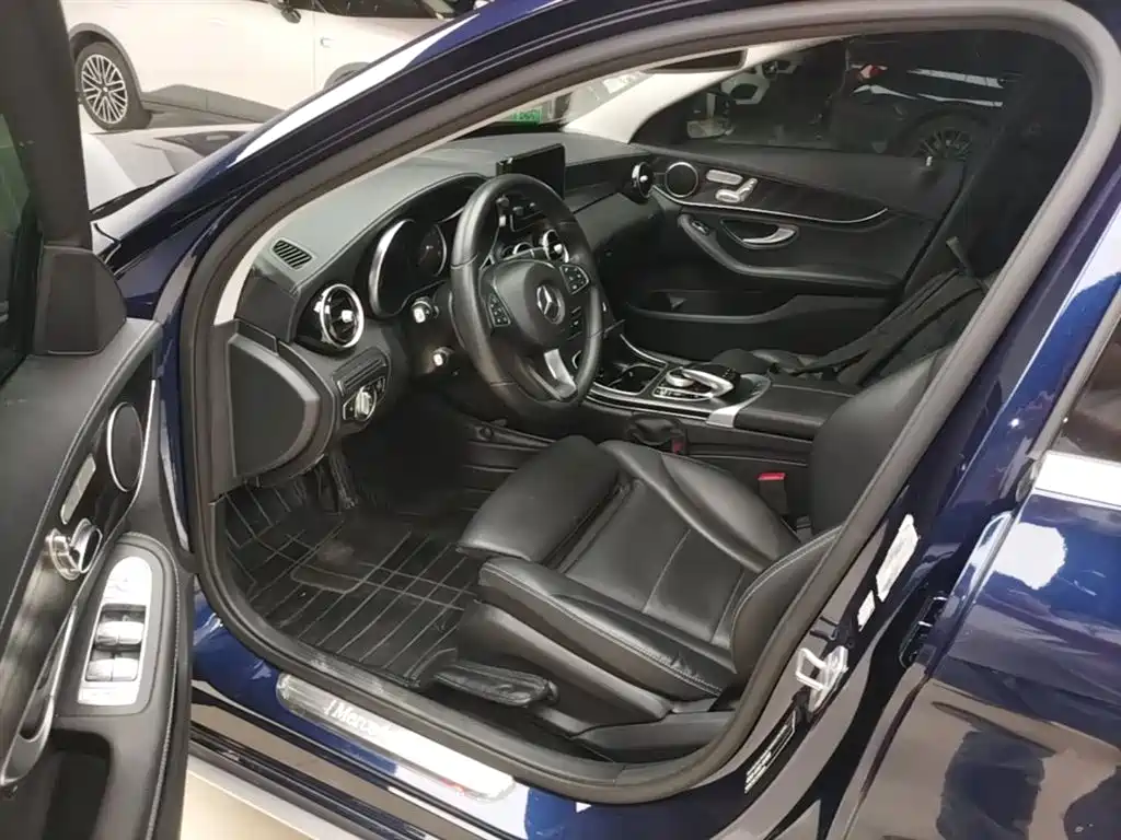 Mercedes-Benz C-Class 2018 C 200 L Sport Edition фото 16