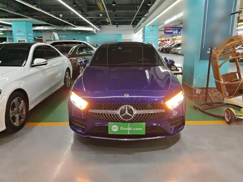 Mercedes-Benz A-Class 2020 A 200 L Sport Sedan фото 3