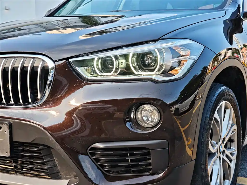 BMW X1 2018 sDrive20Li Leading Model фото 9