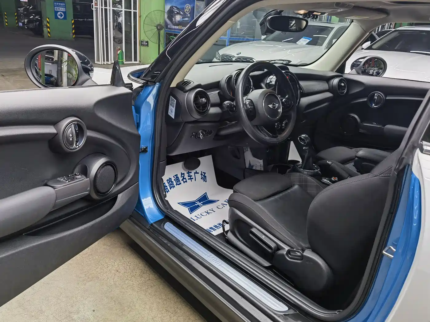 MINI 2016 1.5T COOPER фото 9