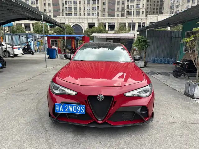 ALFA ROMEO GIULIA