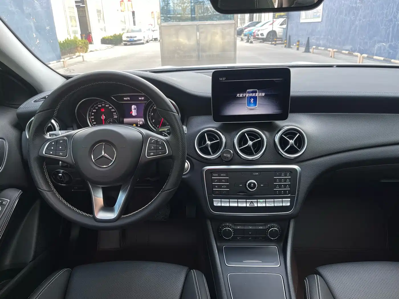 Mercedes-Benz GLA 2018 GLA 220 4MATIC Sport фото 9