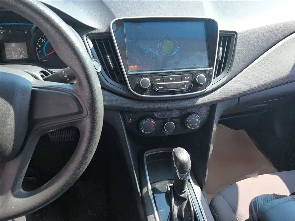 Chevrolet Cavalier 2019 320 Auto Sunroof Enjoyment Edition фото 9
