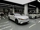 Фото 3 - BYD Han