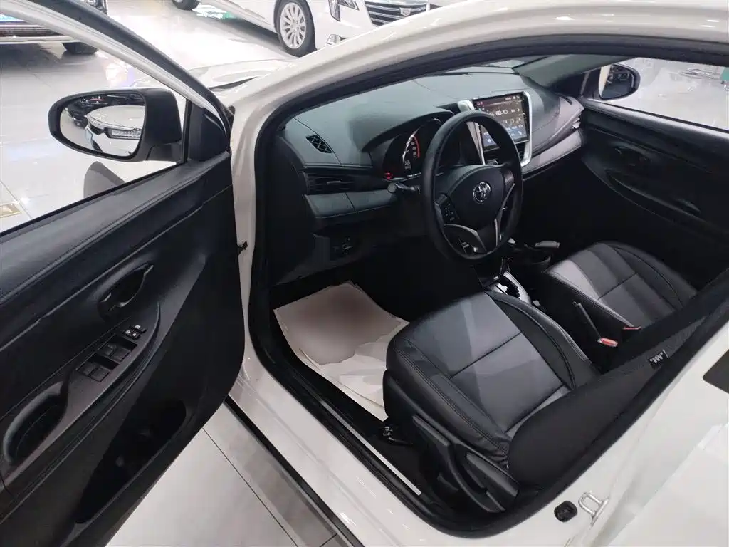 Toyota YARiS L Zhi Xuan 2022 Zhi Xuan X 1.5L CVT Leading PLUS Edition фото 12