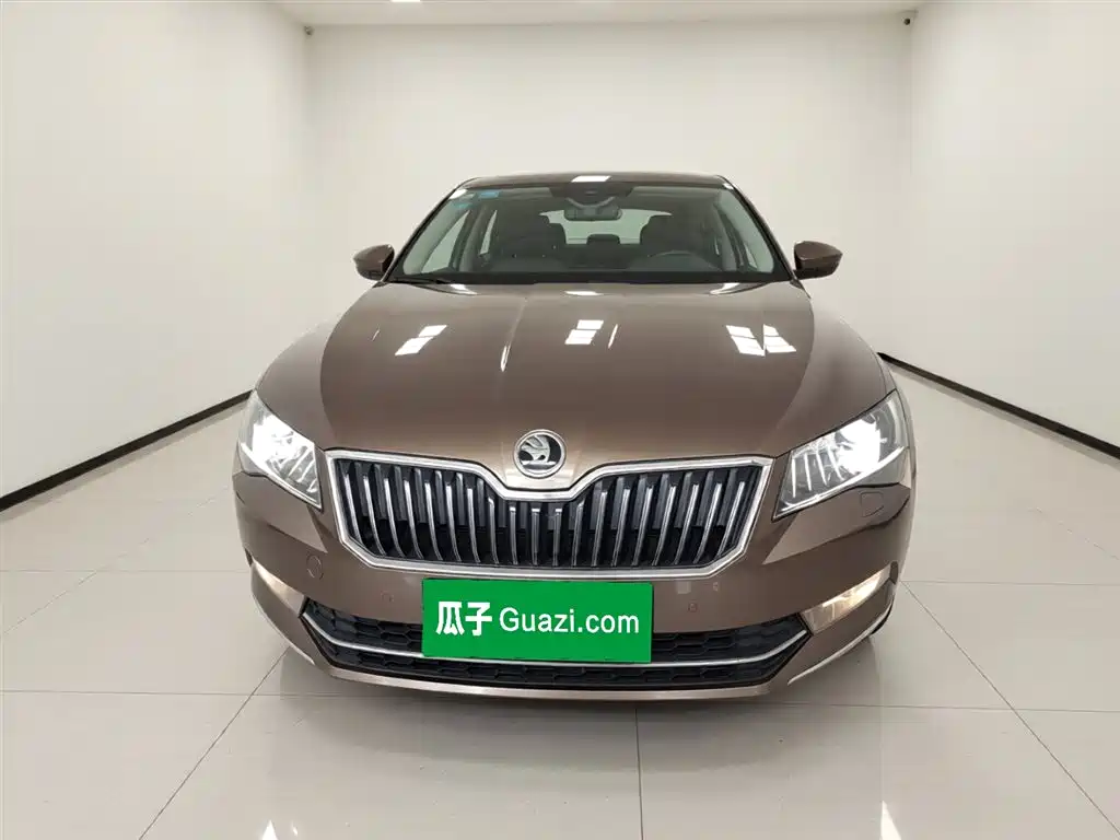 Škoda Superb 2016 TSI330 DSG Smart Edition фото 3