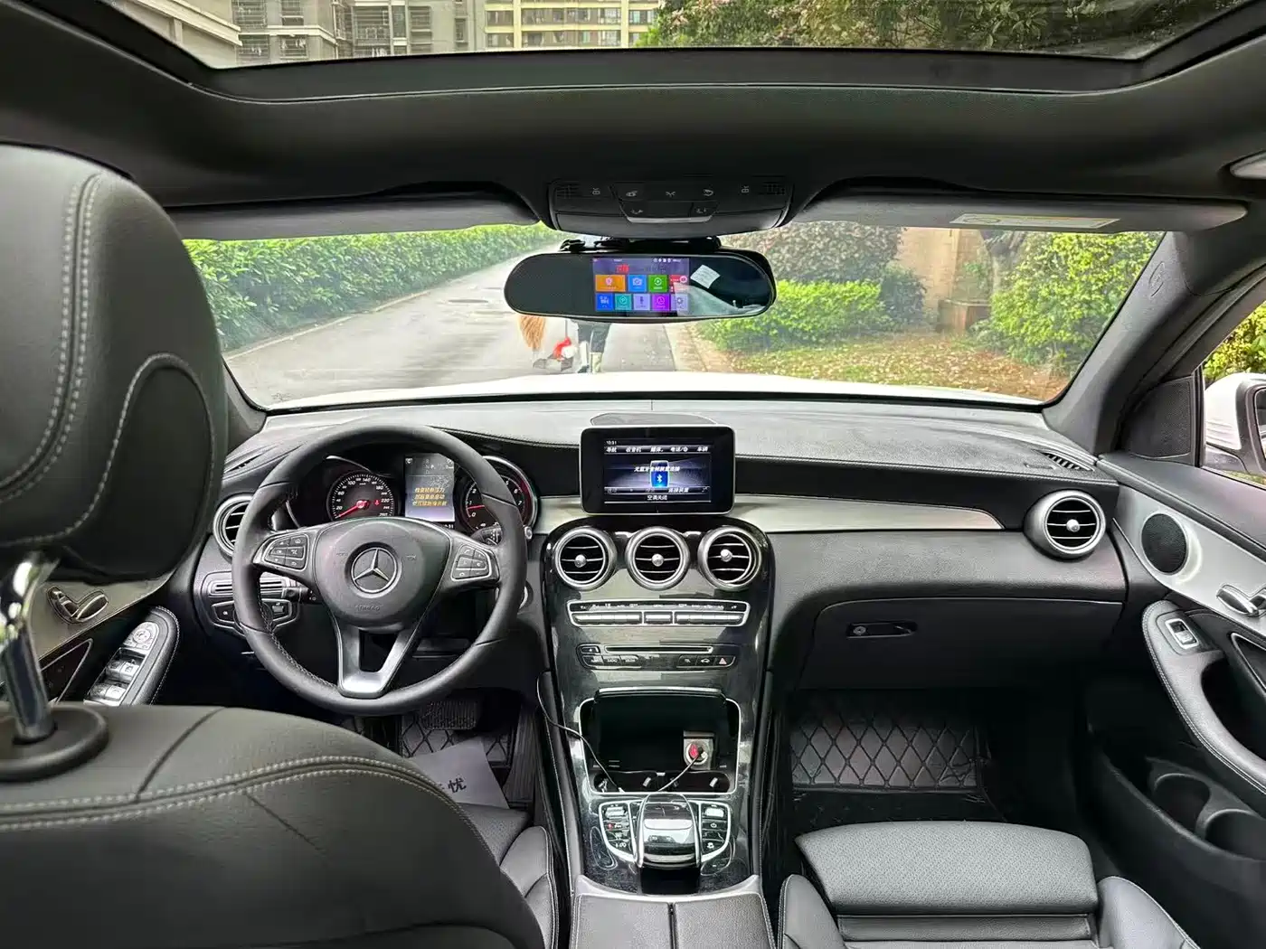 Mercedes-Benz GLC 2018 GLC 200 4MATIC фото 9