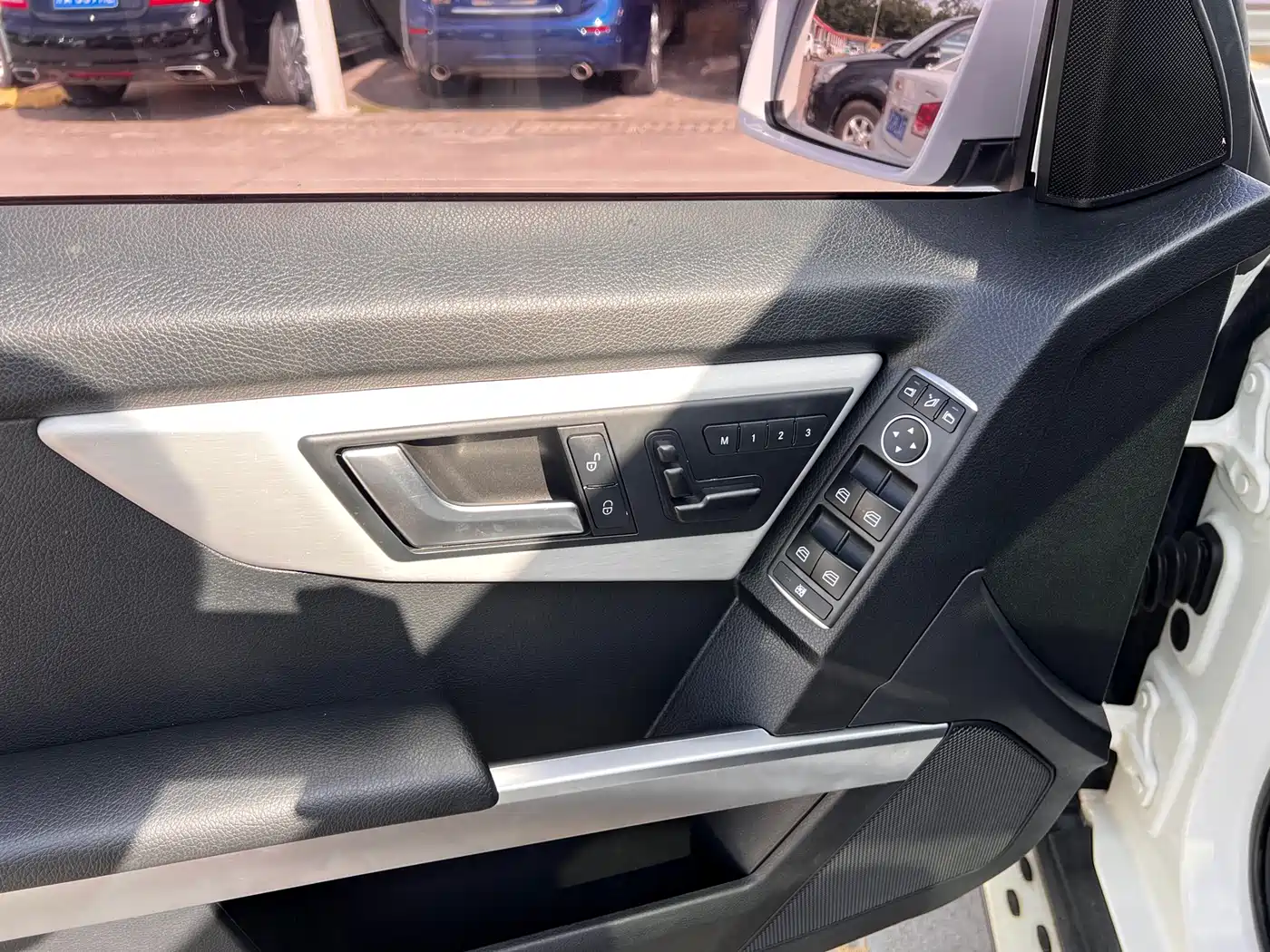 Mercedes-Benz GLK-Class 2015 GLK 260 4MATIC Fashion Ultimate Edition фото 9