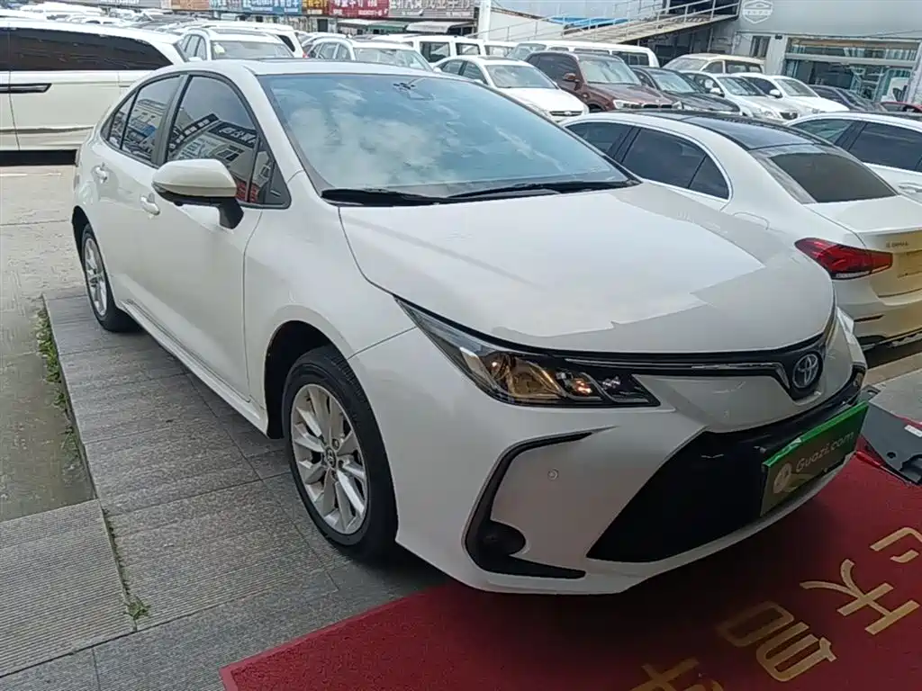 Toyota Corolla 2021 1.2T S-CVT Elite PLUS Edition фото 4