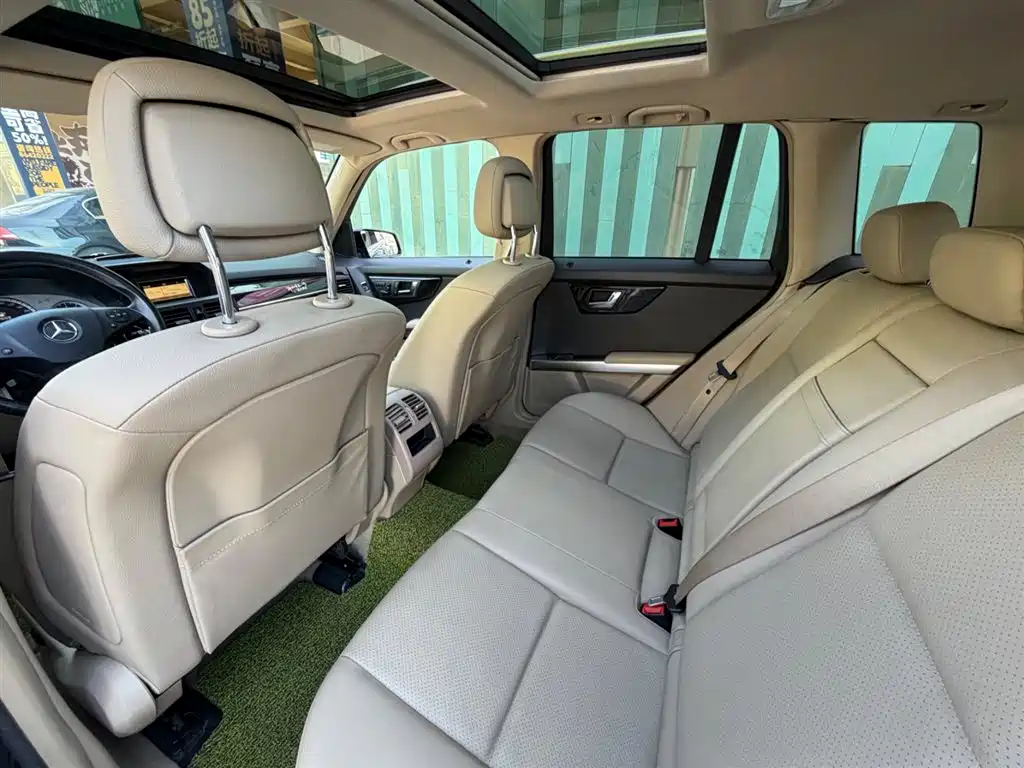 Mercedes-Benz GLK-Class (Import) 2011 GLK 300 4MATIC Fashion фото 8