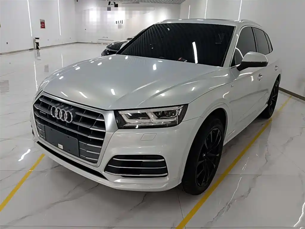 Audi Q5L 2018 40 TFSI Prestige Fashion (China V) фото 2