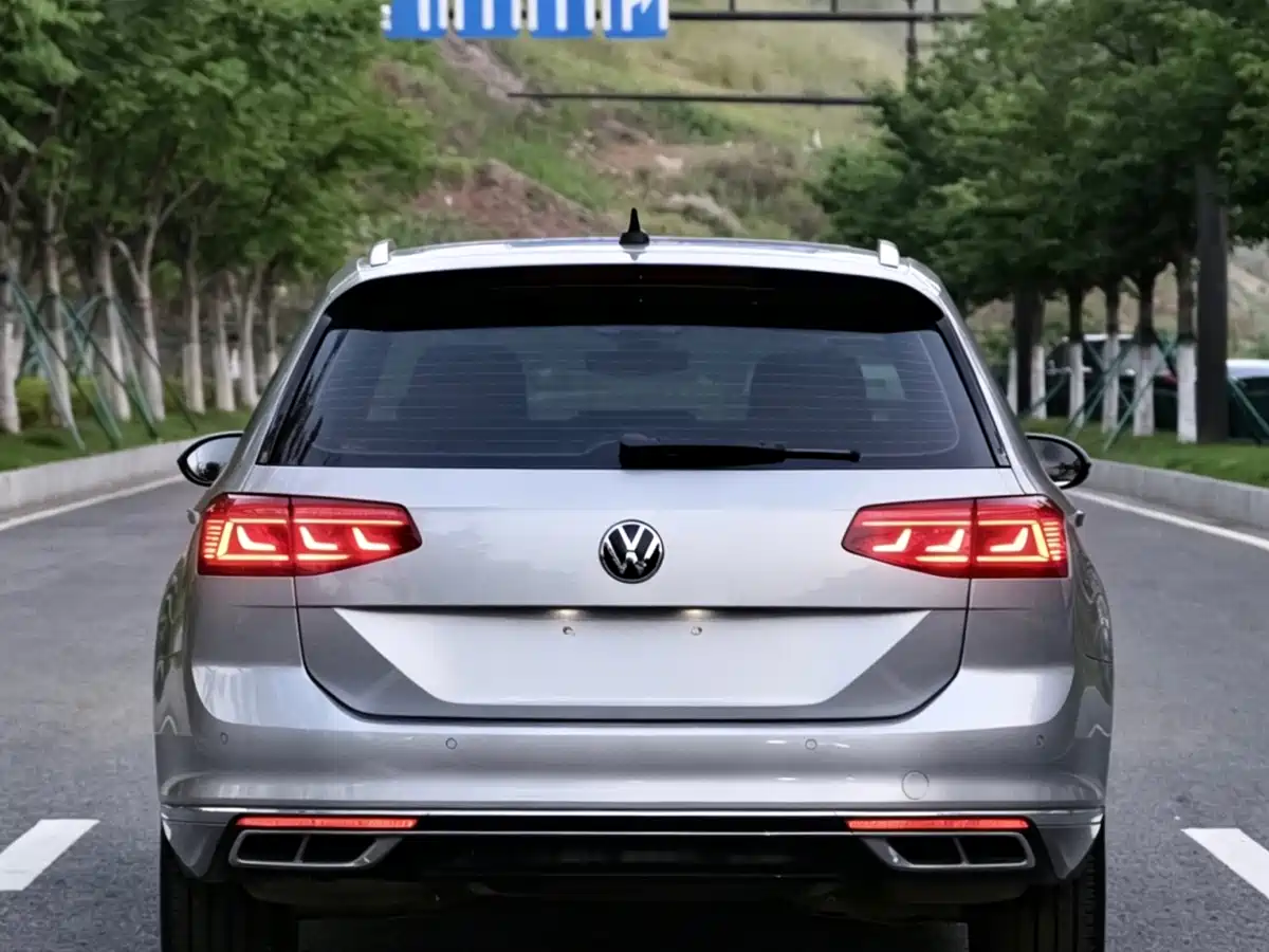 Volkswagen Weilan 2021 2.0T Touring фото 19