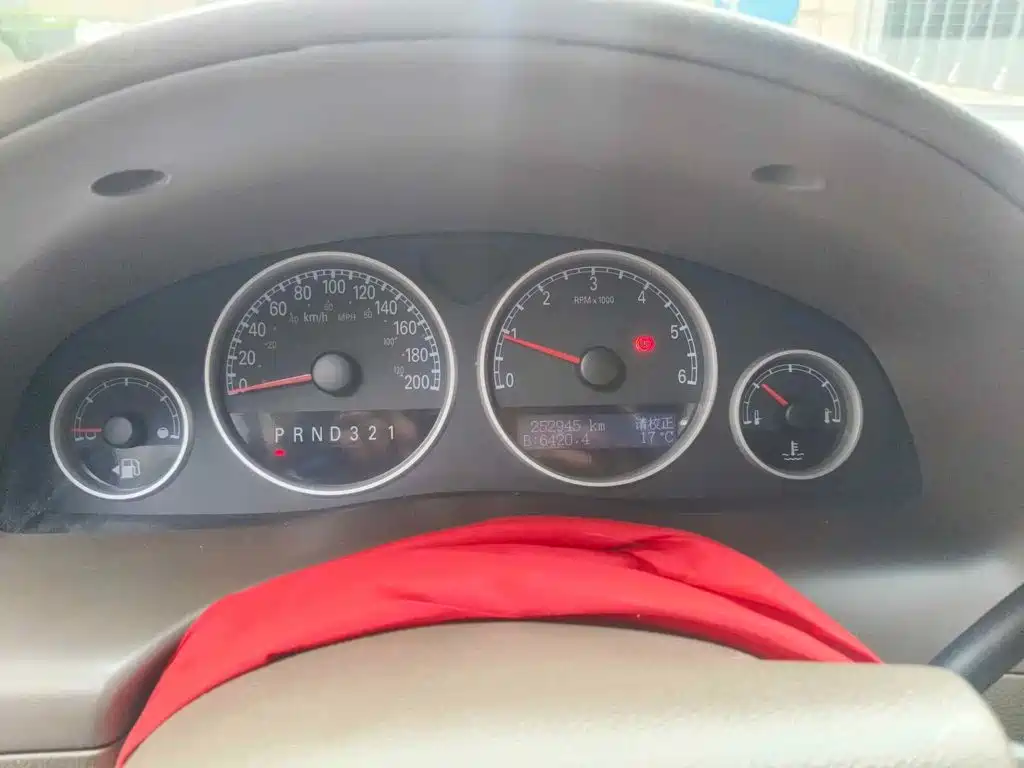 Photo 4 - Buick GL8