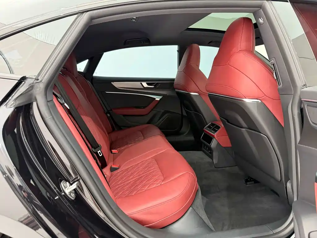 Audi A7L 2025 2024 45 TFSI quattro Black Warrior Edition