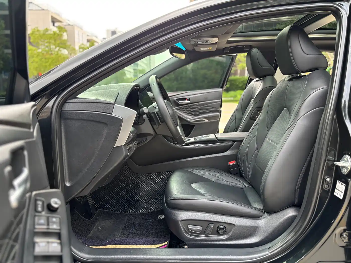 Toyota Avalon 2023 2.5L Touring Premium Edition фото 14